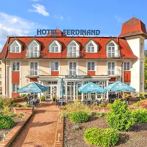 https://hotel-berlin.marianskelaznehotels.net