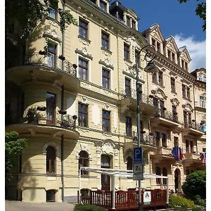 https://cajkovskij-palace.marianskelaznehotels.net